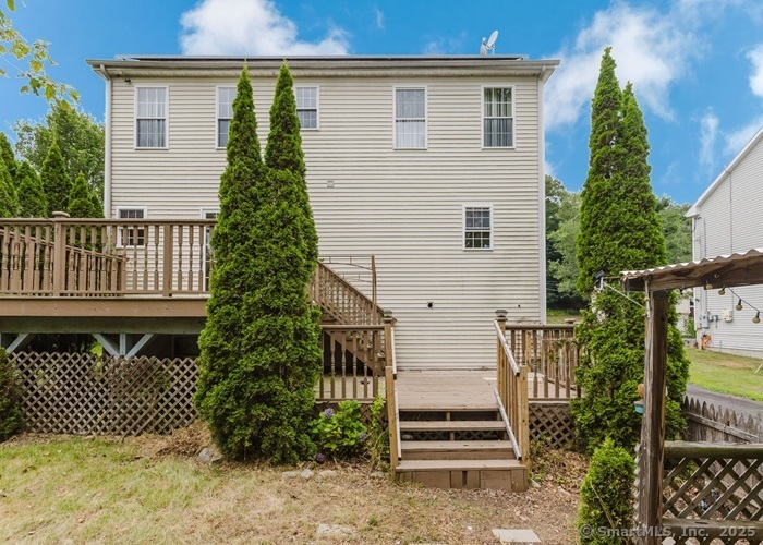 32 Marshall Avenue