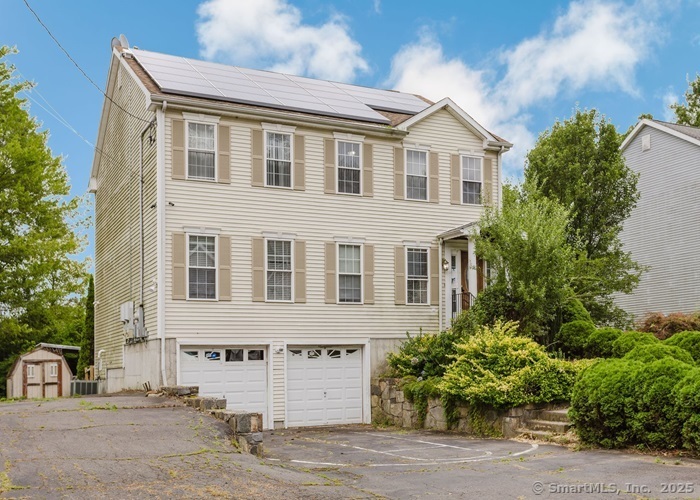 32 Marshall Avenue
