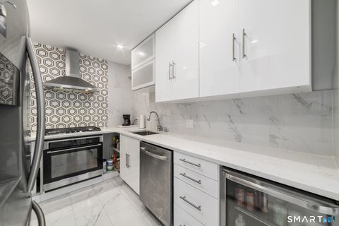 Tiny photo for 900 Mix Avenue #APT 123, Hamden, CT 06514 (MLS # 24153421)