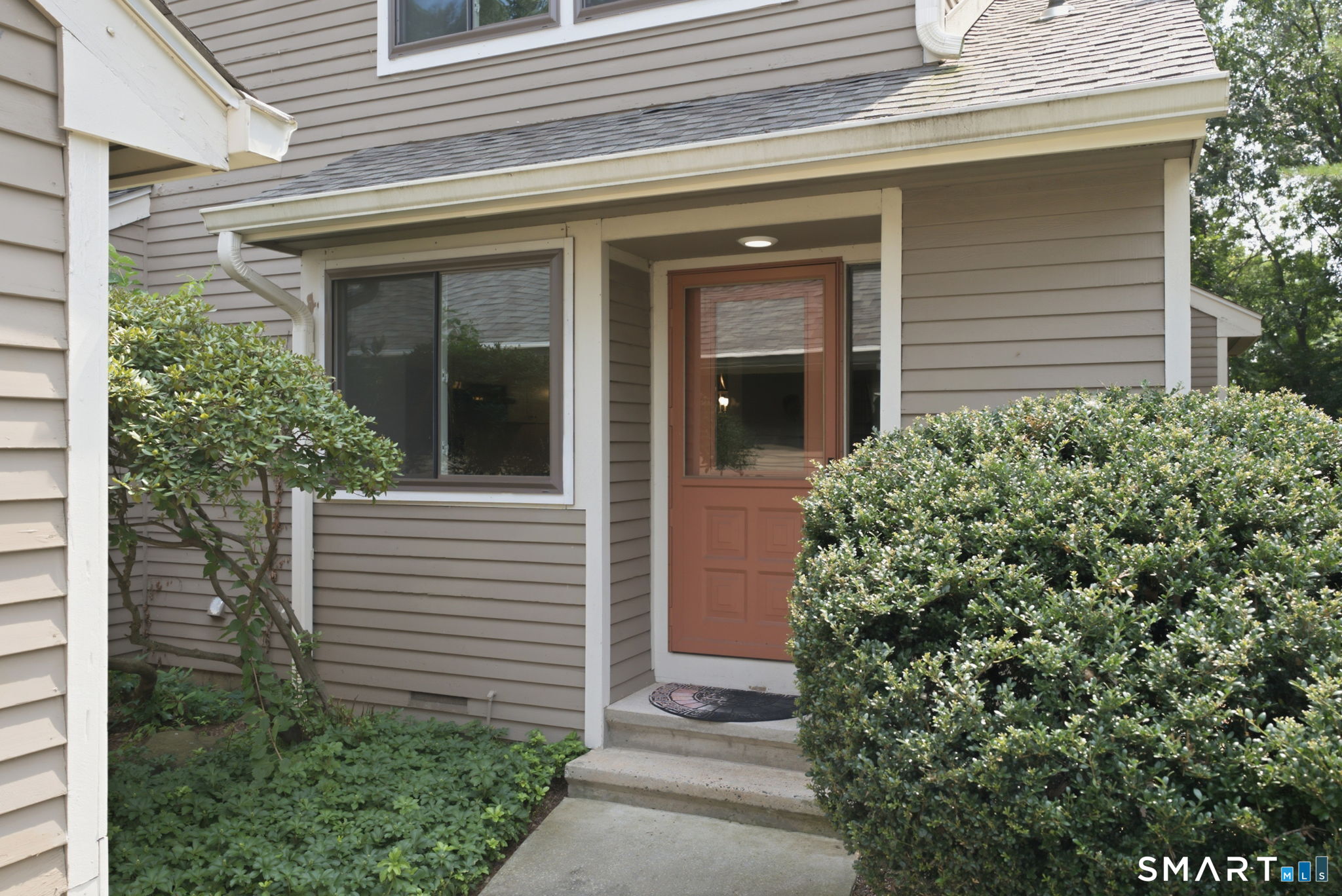 16 Pequot Drive 16