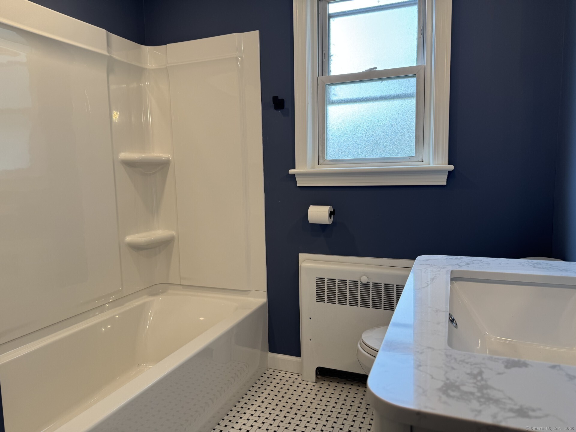 Farmington, Connecticut 06032, United States, 3 Bedrooms Bedrooms, ,2 BathroomsBathrooms,Residential,Active,116578