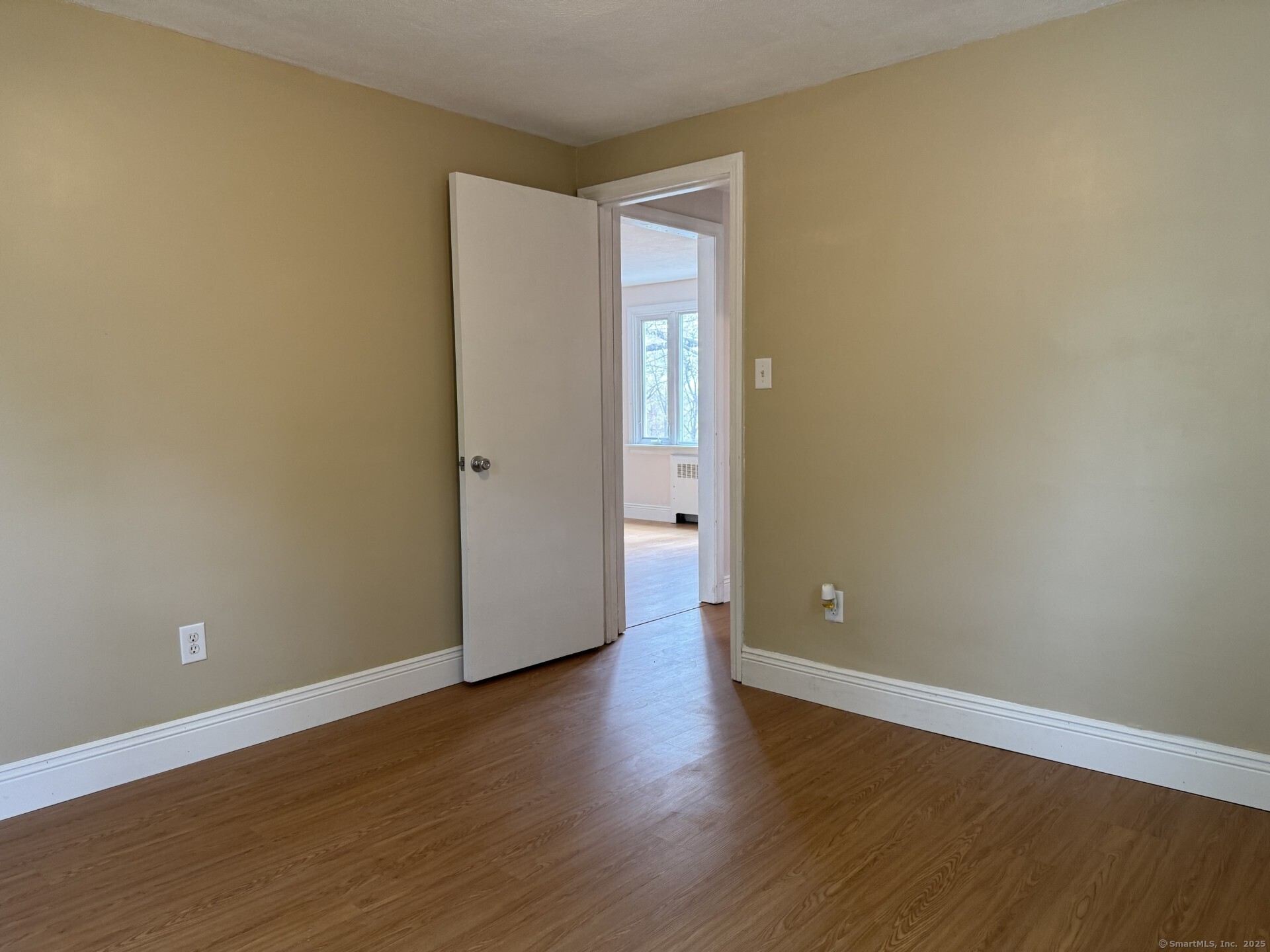 Farmington, Connecticut 06032, United States, 3 Bedrooms Bedrooms, ,2 BathroomsBathrooms,Residential,Active,116578