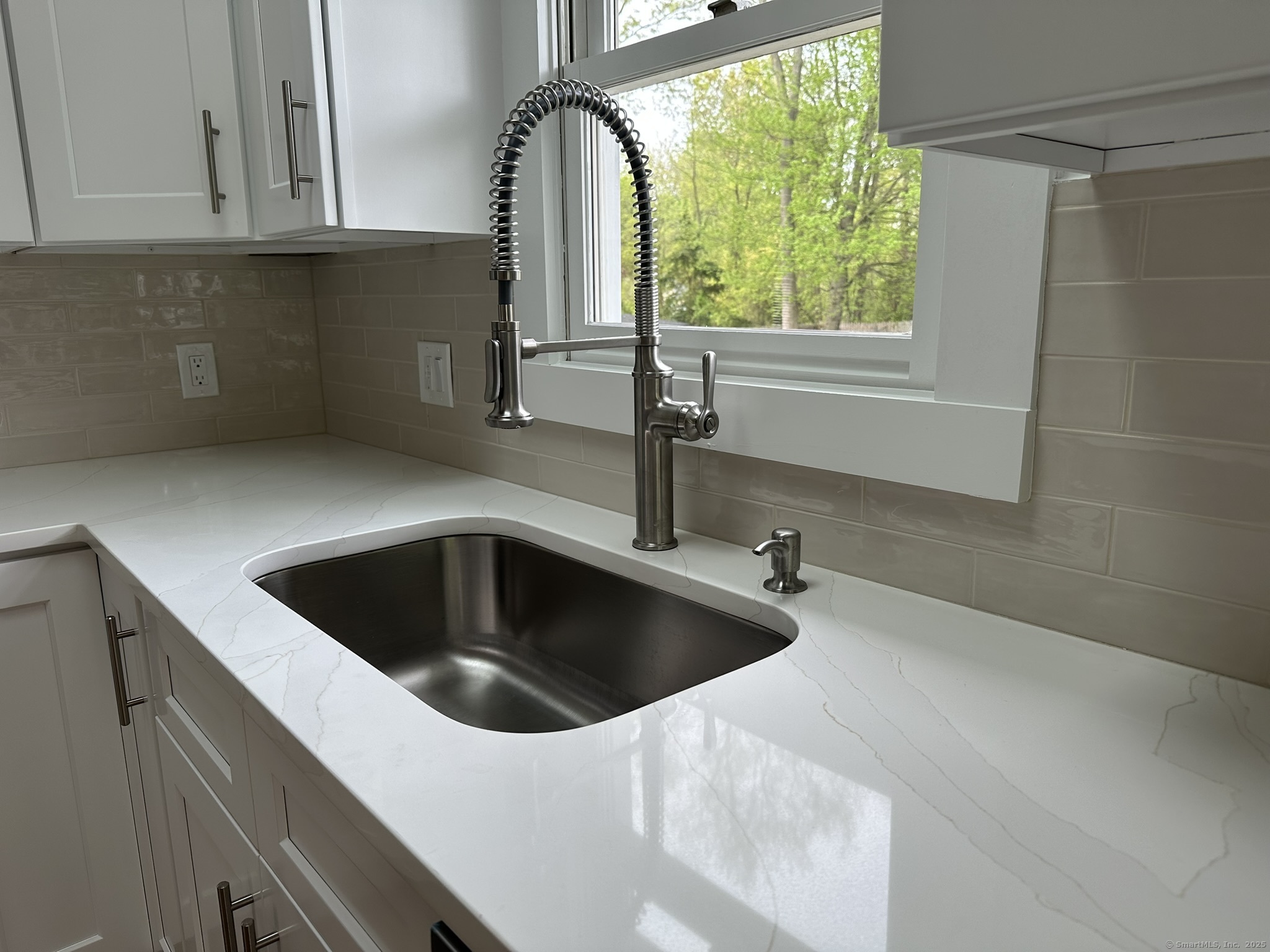 85 Sanford Street, West Haven, Connecticut image 7