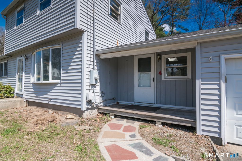 Photo of 4 Debbie Lane, Enfield, CT 06082 (MLS # 24163898)