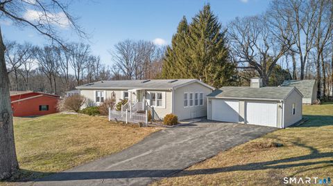 82 Colchester Commons Colchester CT 06415