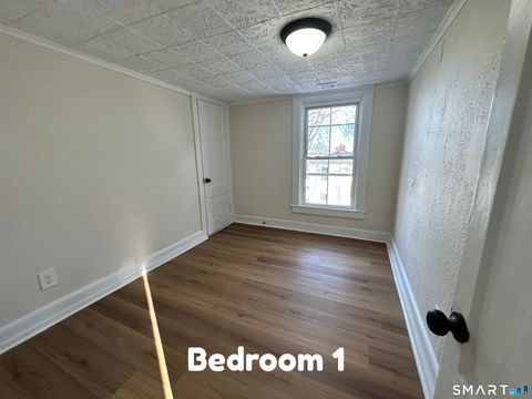 Tiny photo for 21 Williams Street #3rd FL, New London, CT 06320 (MLS # 24155661)