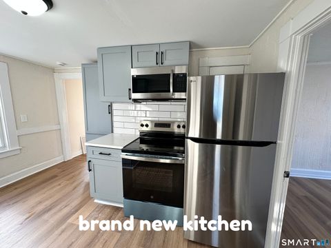 Tiny photo for 21 Williams Street #3rd FL, New London, CT 06320 (MLS # 24155661)