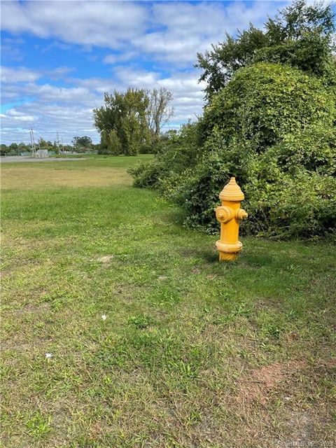 Tiny photo for 71 Leonardo Drive, North Haven, CT 06473 (MLS # 170552484)