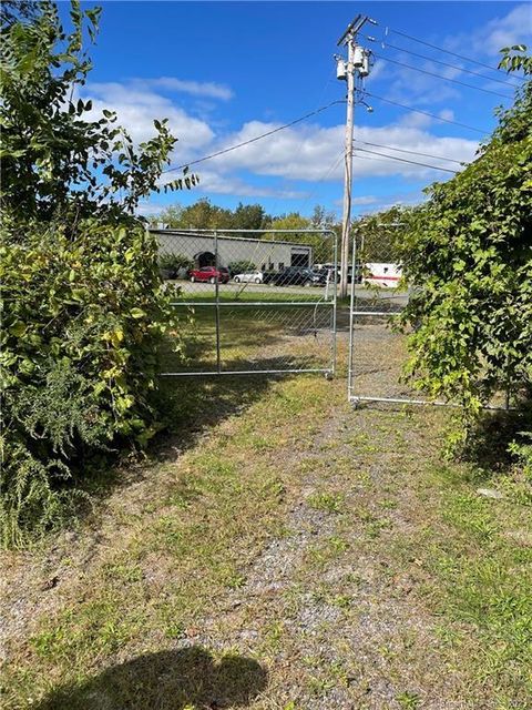 Tiny photo for 71 Leonardo Drive, North Haven, CT 06473 (MLS # 170552484)