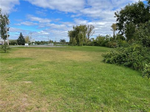 Tiny photo for 71 Leonardo Drive, North Haven, CT 06473 (MLS # 170552484)