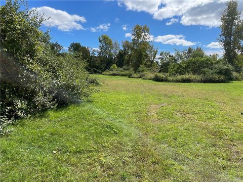 Tiny photo for 71 Leonardo Drive, North Haven, CT 06473 (MLS # 170552484)