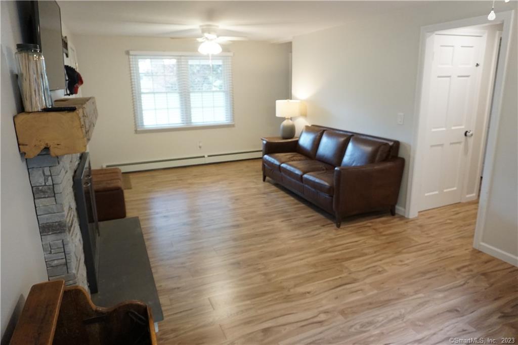 Photo 14 of 39 of 28 Standish Road house