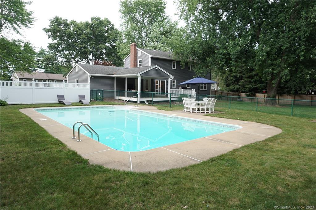Photo 32 of 39 of 28 Standish Road house
