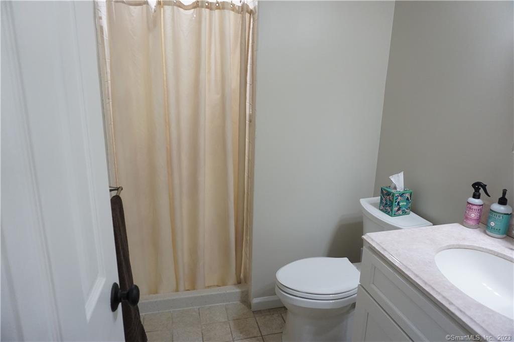 Photo 31 of 39 of 28 Standish Road house