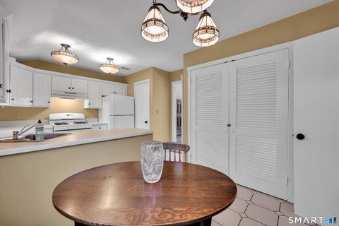 Tiny photo for 14 Canterbury Lane #14, Avon, CT 06001 (MLS # 24158659)