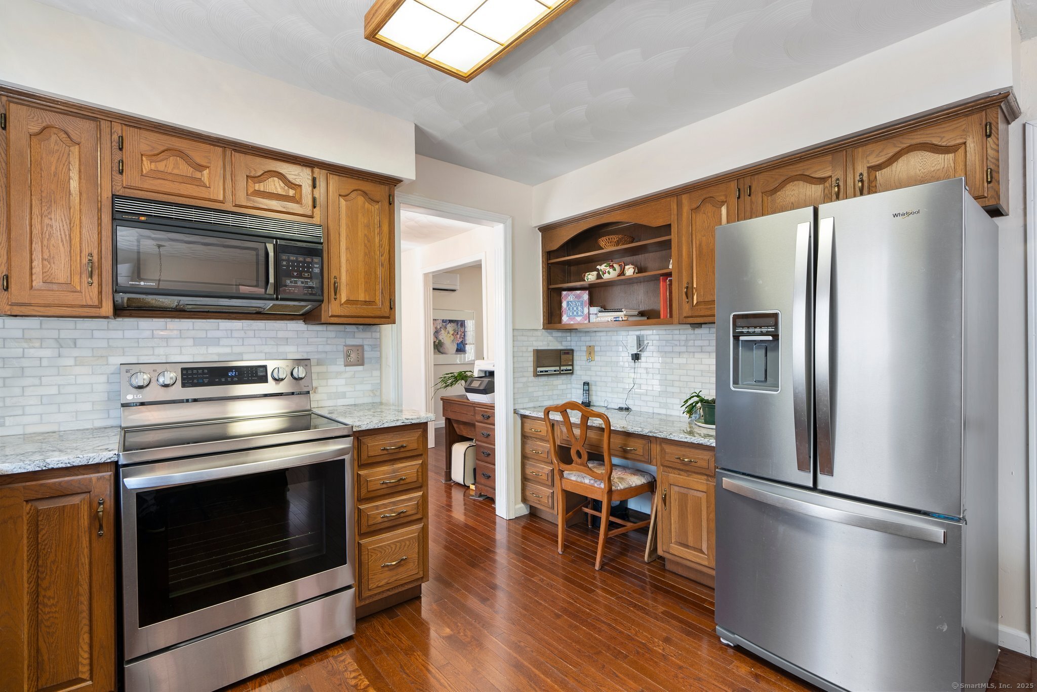 23 Riverview Circle, Marlborough, Connecticut image 11