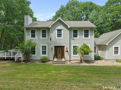 Photo of 436 Tiffany Lane, Bristol, CT 06010 (MLS # 24182437)