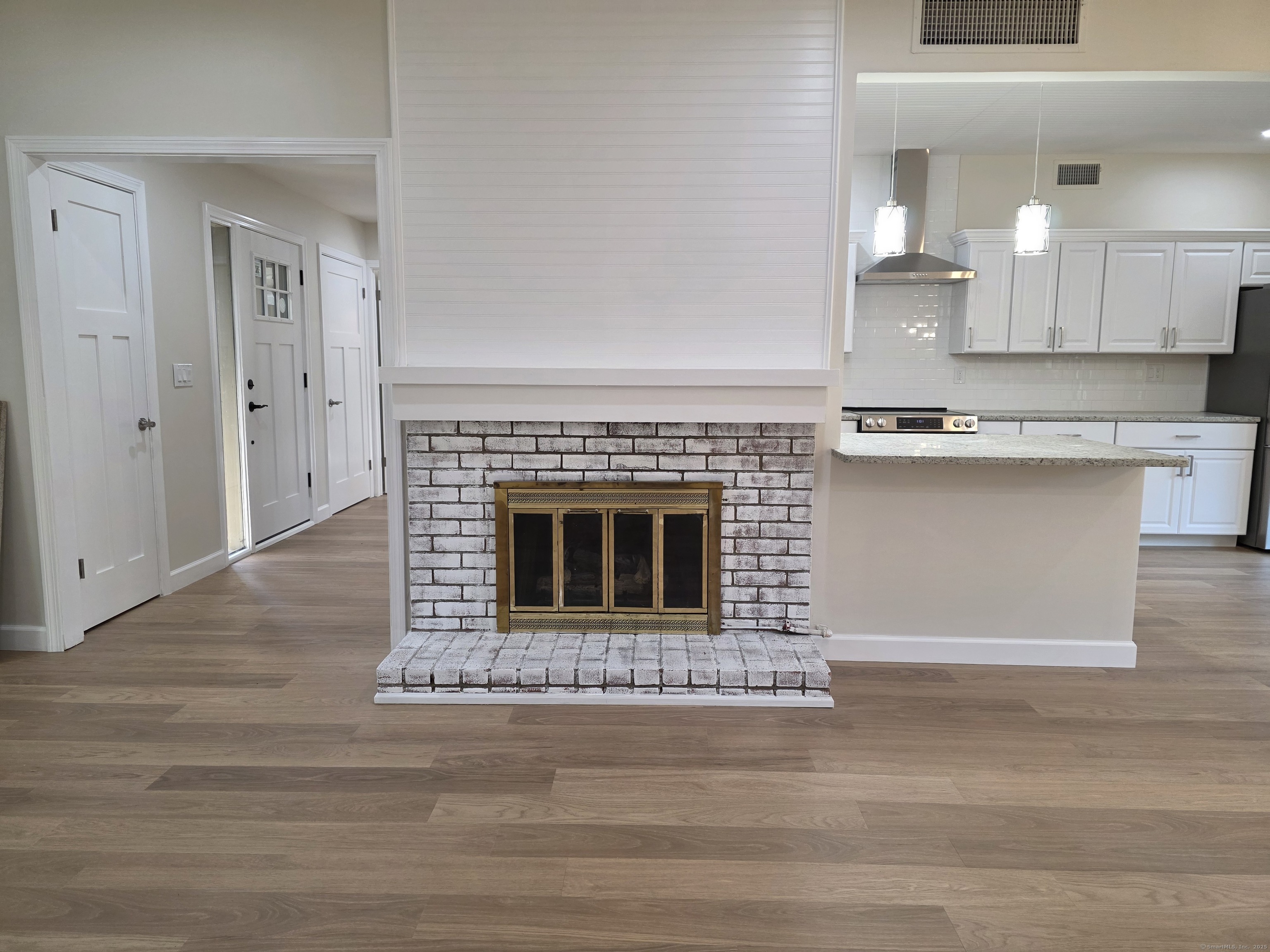 876 Heritage Village A