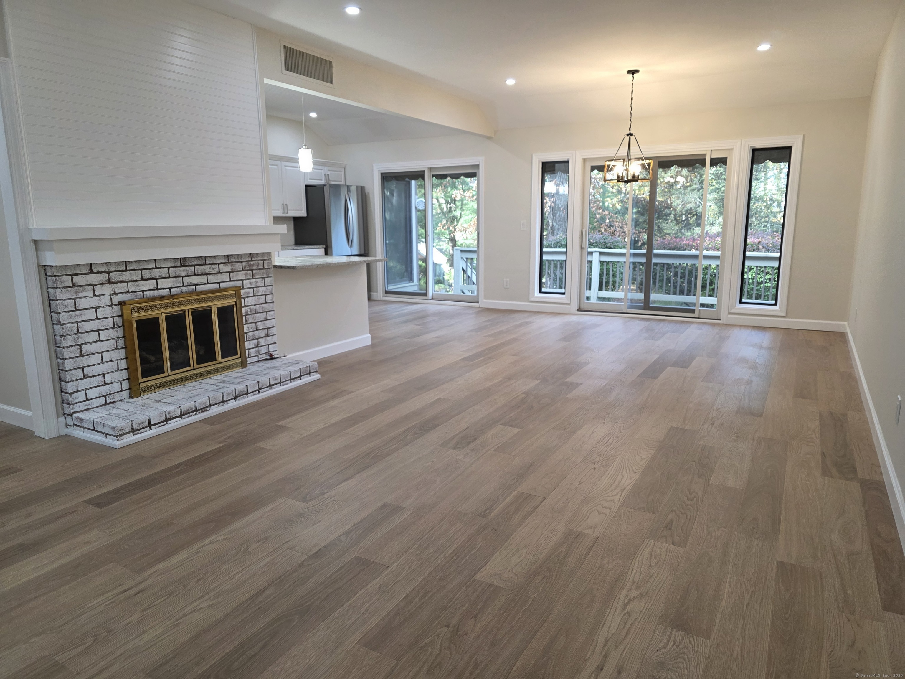 876 Heritage Village A