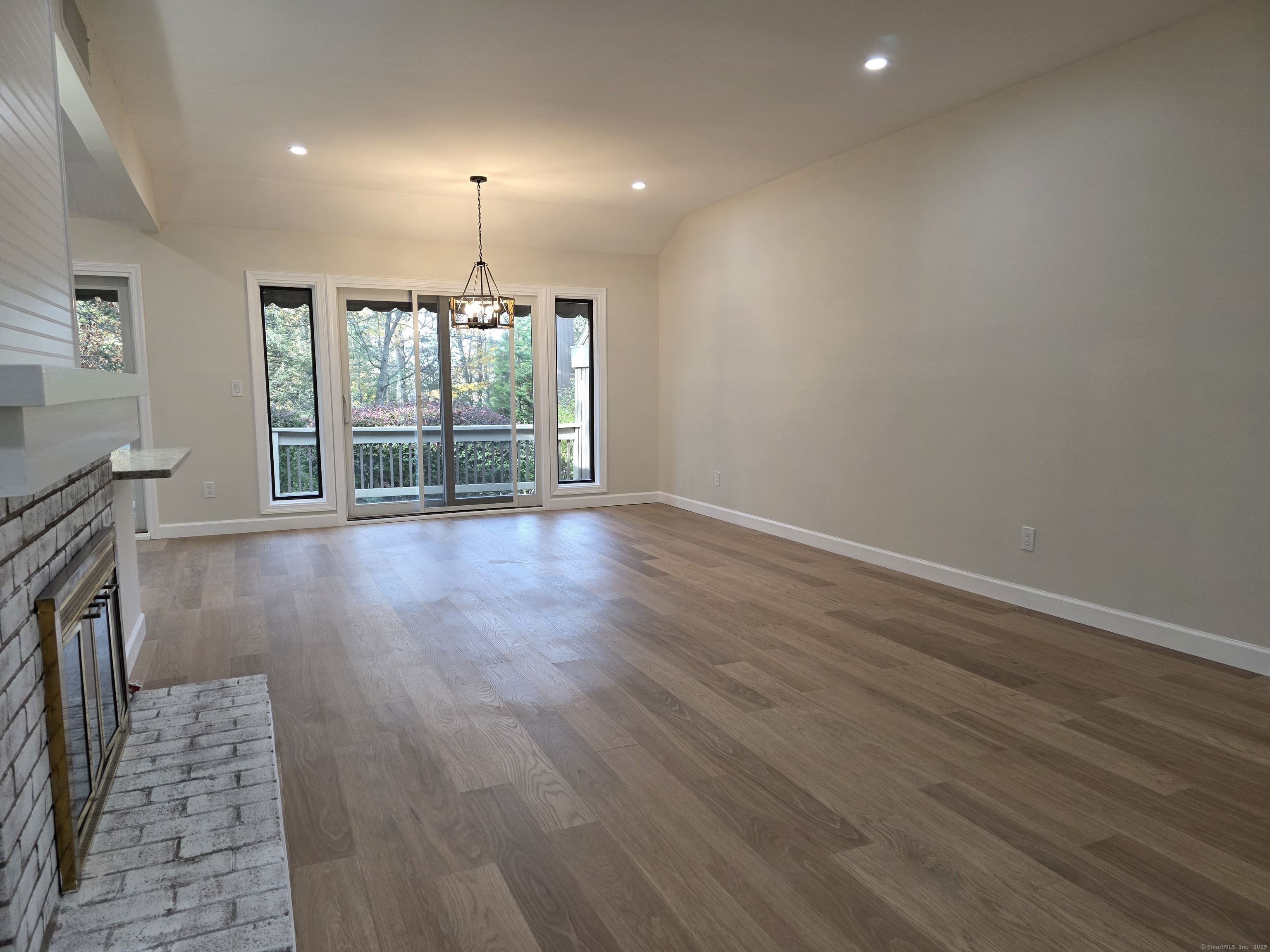 876 Heritage Village A