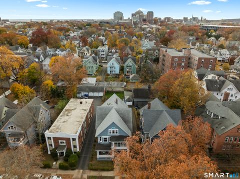 Tiny photo for 136 Edwards Street #1R, New Haven, CT 06511 (MLS # 24157698)