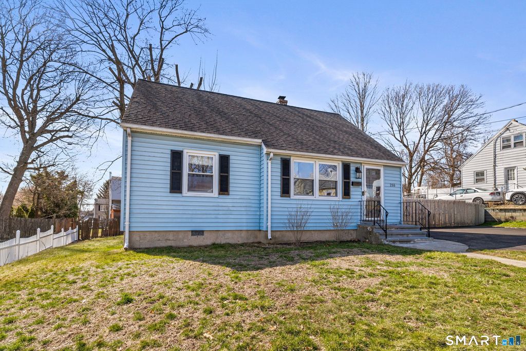 Photo of 255 Ruth Street, Bridgeport, CT 06606 (MLS # 24164179)