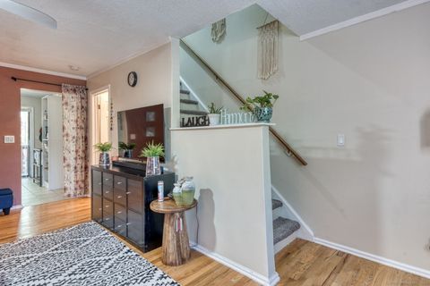 Tiny photo for 181 Hicks Street #APT 2C, Meriden, CT 06450 (MLS # 24135068)