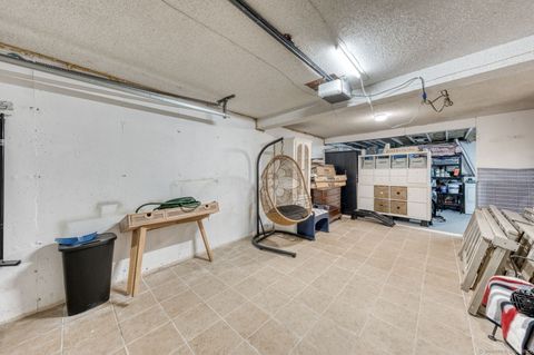 Tiny photo for 181 Hicks Street #APT 2C, Meriden, CT 06450 (MLS # 24135068)