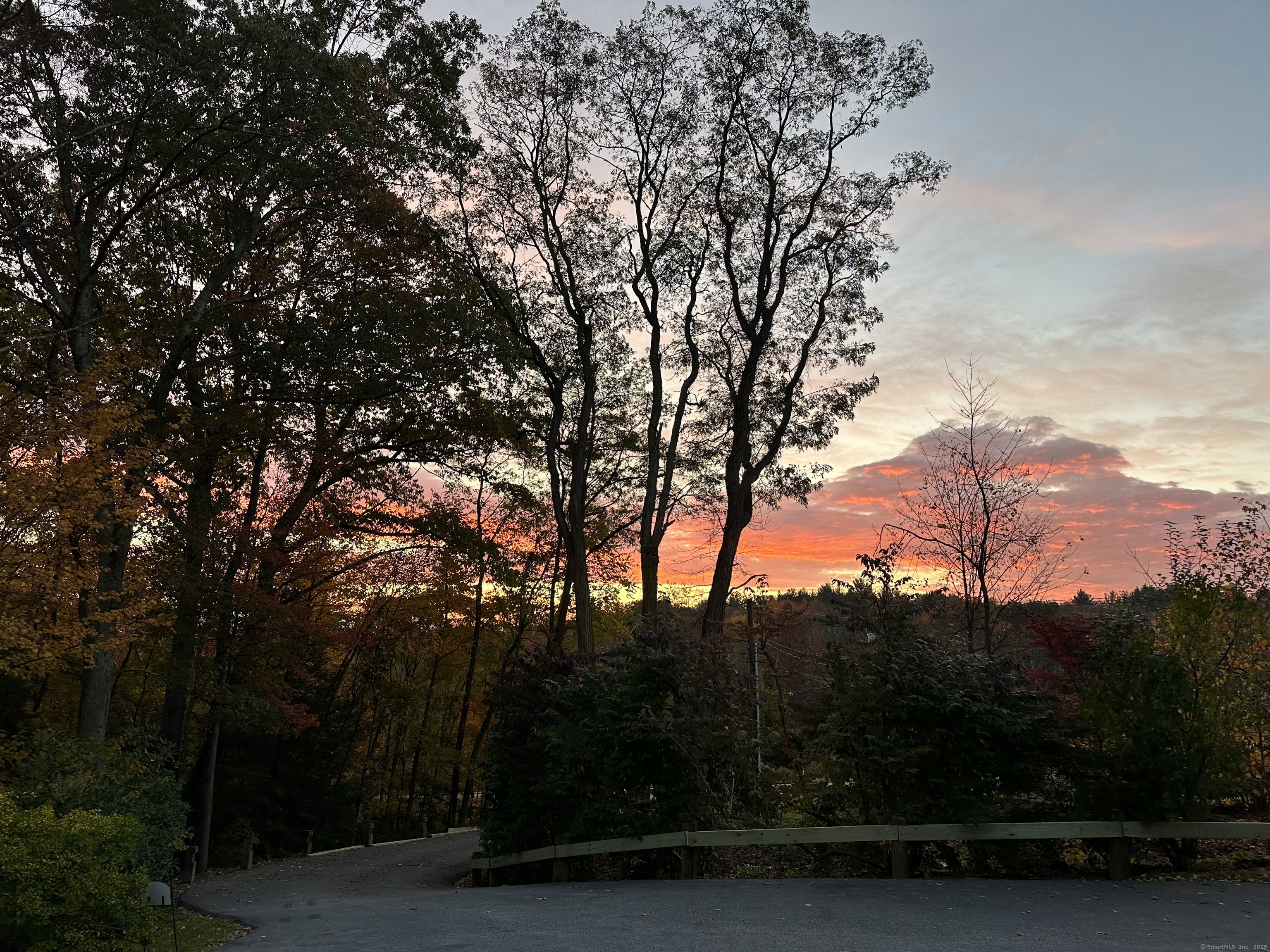195 Town Hill Road, New Hartford, Connecticut image 3