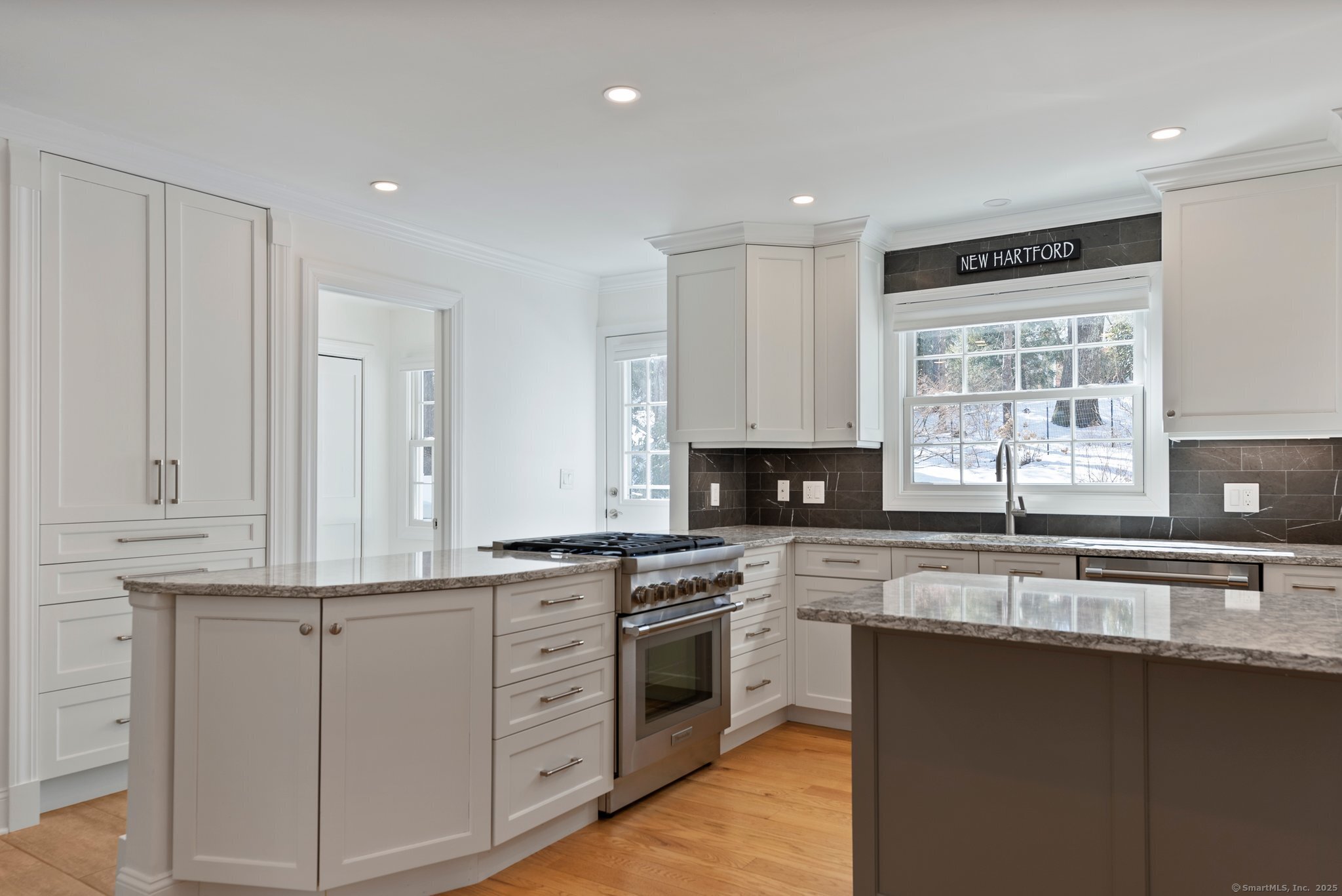 195 Town Hill Road, New Hartford, Connecticut image 12