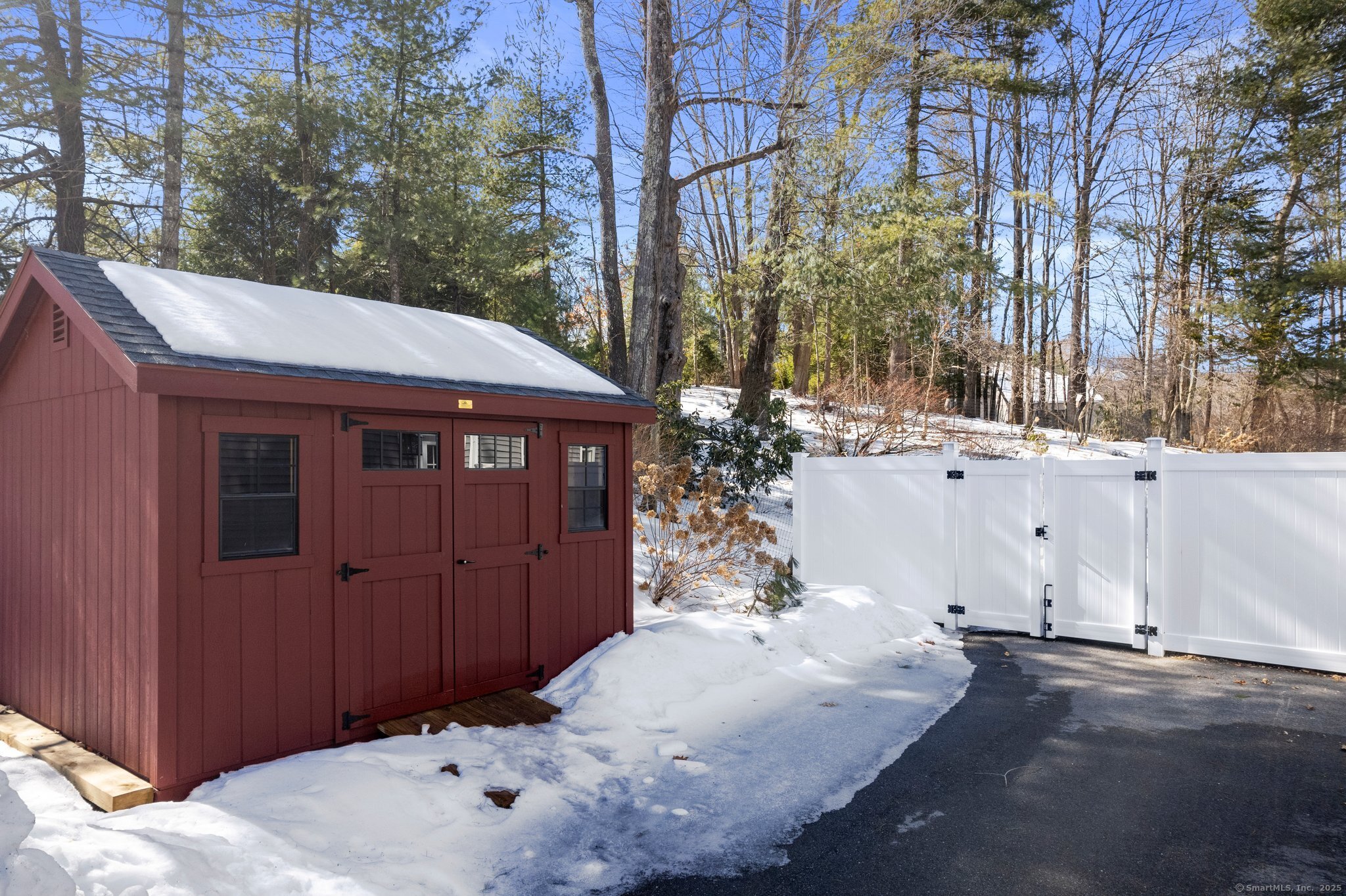 195 Town Hill Road, New Hartford, Connecticut image 39
