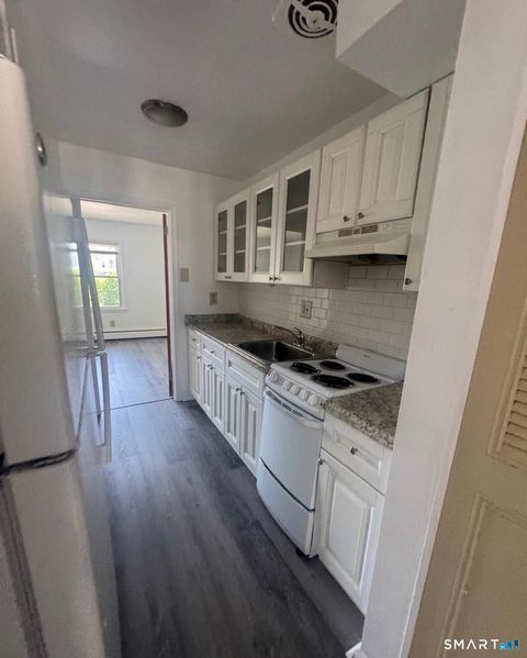 Photo of 155 Birdseye Street #3 B7, Bridgeport, CT 06604 (MLS # 24177842)