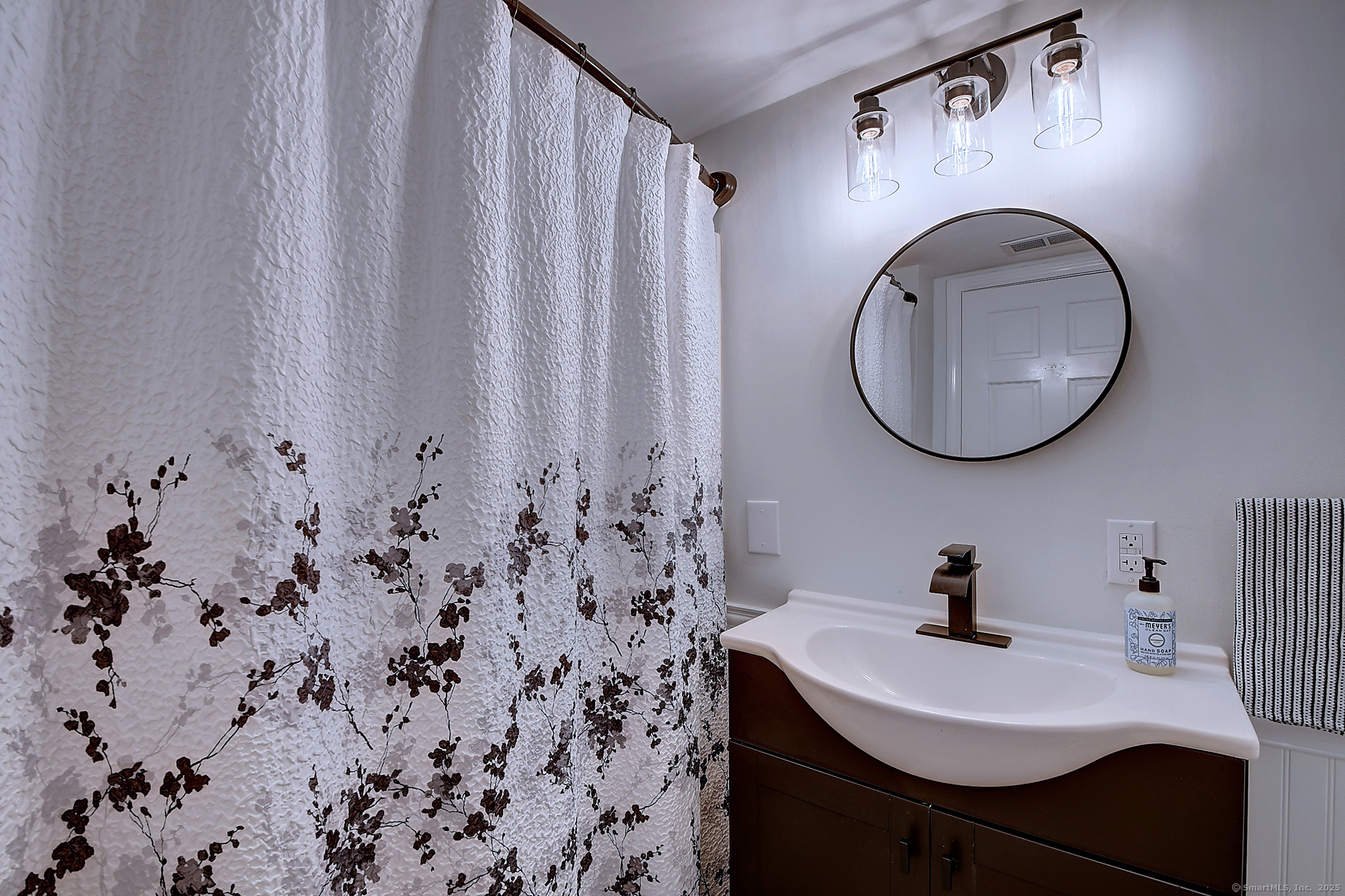 17 1st Avenue, Waterford, Connecticut image 26