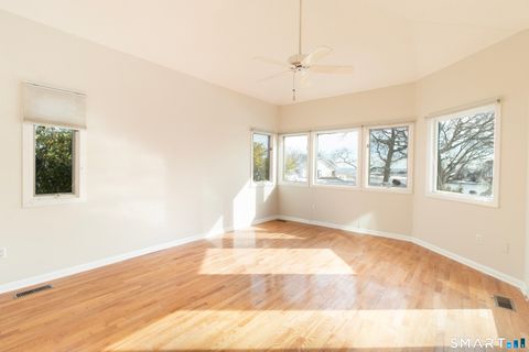 Tiny photo for 15 Whalers Point #15, East Haven, CT 06512 (MLS # 24154965)
