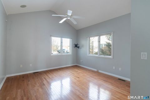 Tiny photo for 15 Whalers Point #15, East Haven, CT 06512 (MLS # 24154965)