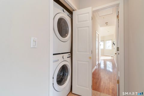 Tiny photo for 15 Whalers Point #15, East Haven, CT 06512 (MLS # 24154965)