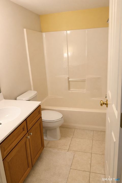 Tiny photo for 3250 Fairfield Avenue #206, Bridgeport, CT 06605 (MLS # 24171676)