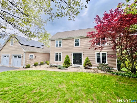 Homes For Sale - 4 Harrison Drive<br/> Middlesex County, Cromwell, CT 06416