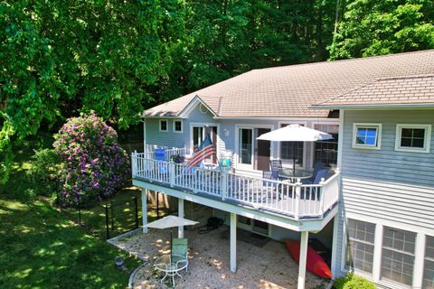 A home in New Fairfield