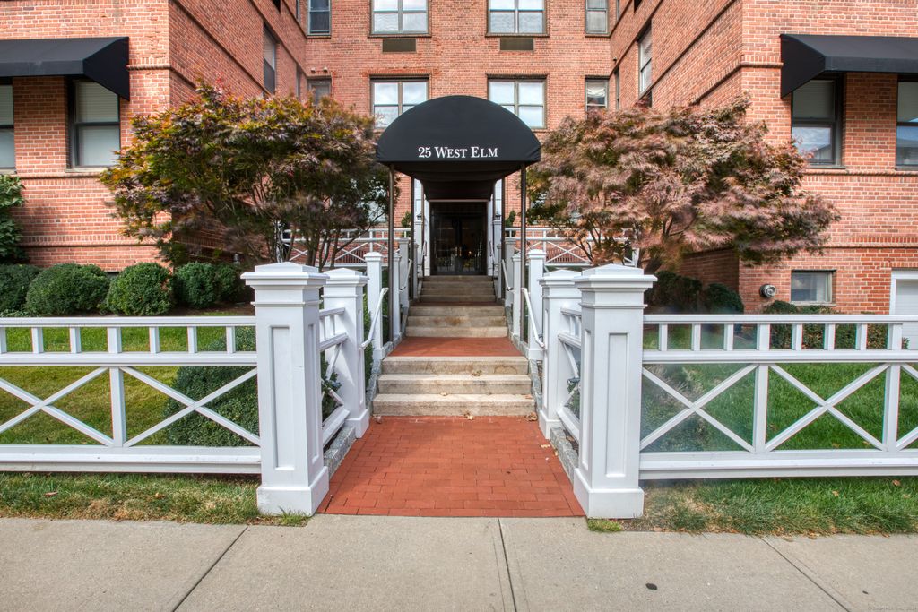 Photo of 25 W Elm Street #APT 36, Greenwich, CT 06830 (MLS # 24132565)