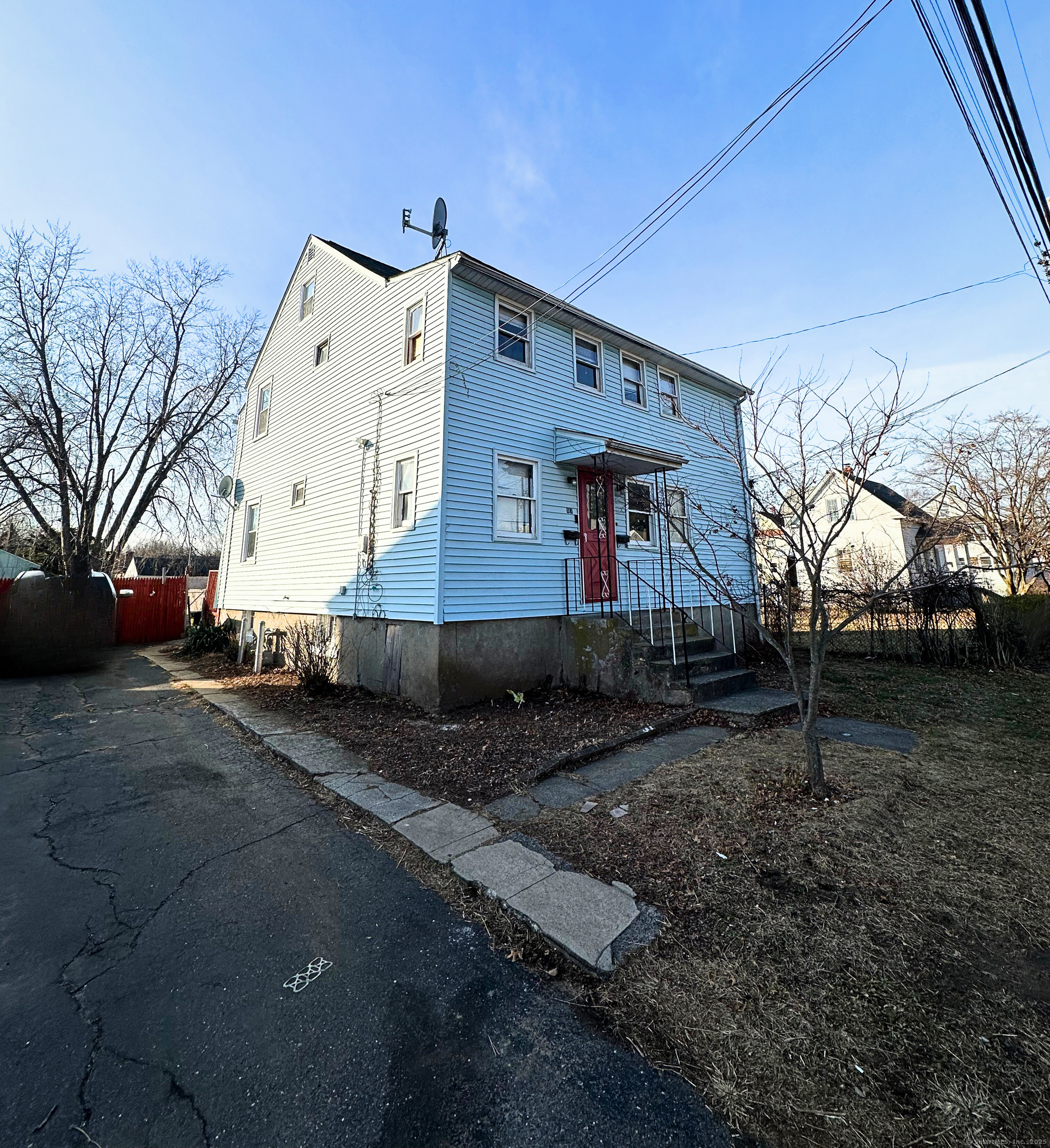 67 Laurel Street