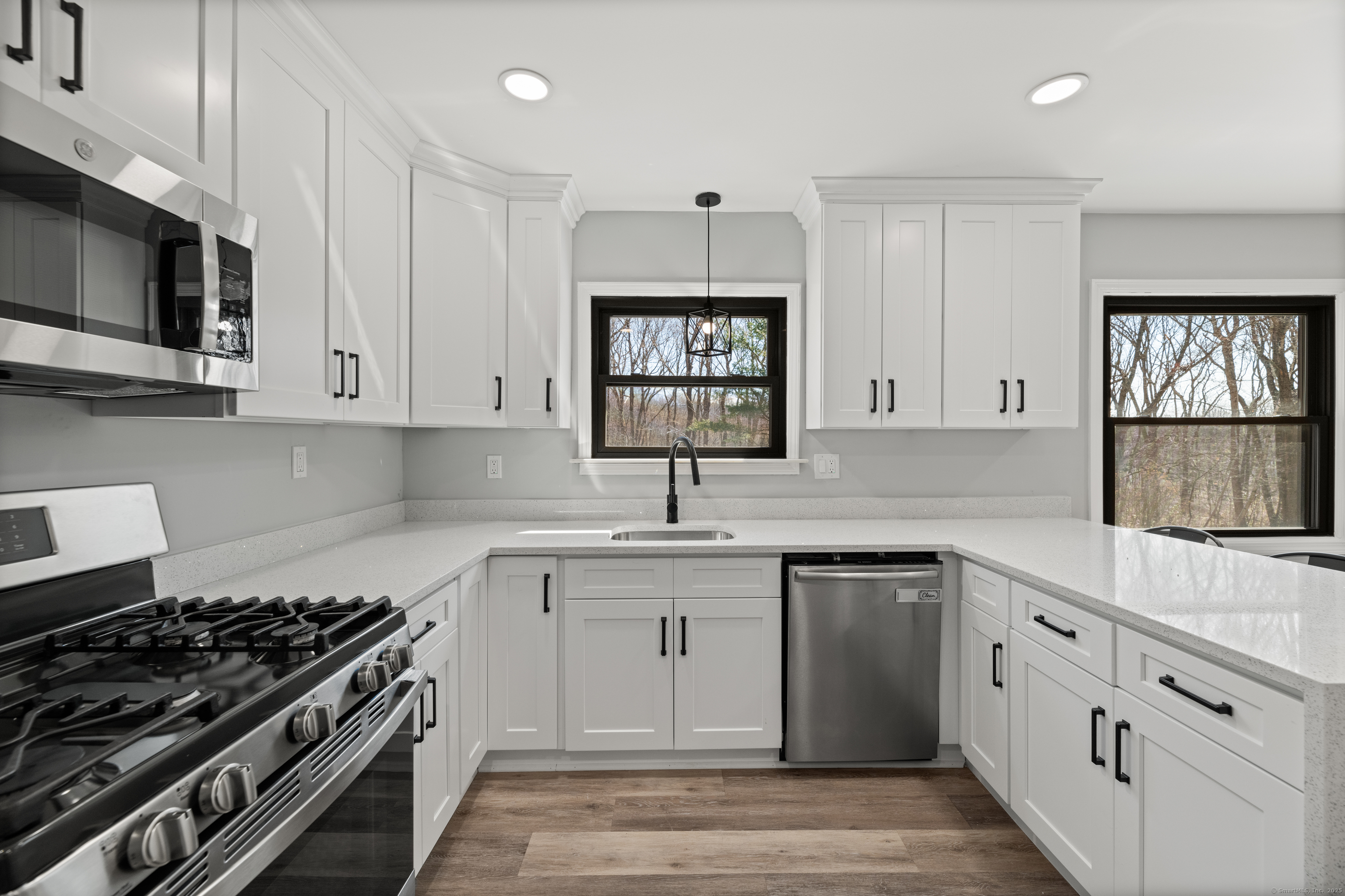 35 Wilson Road, Wolcott, Connecticut image 10