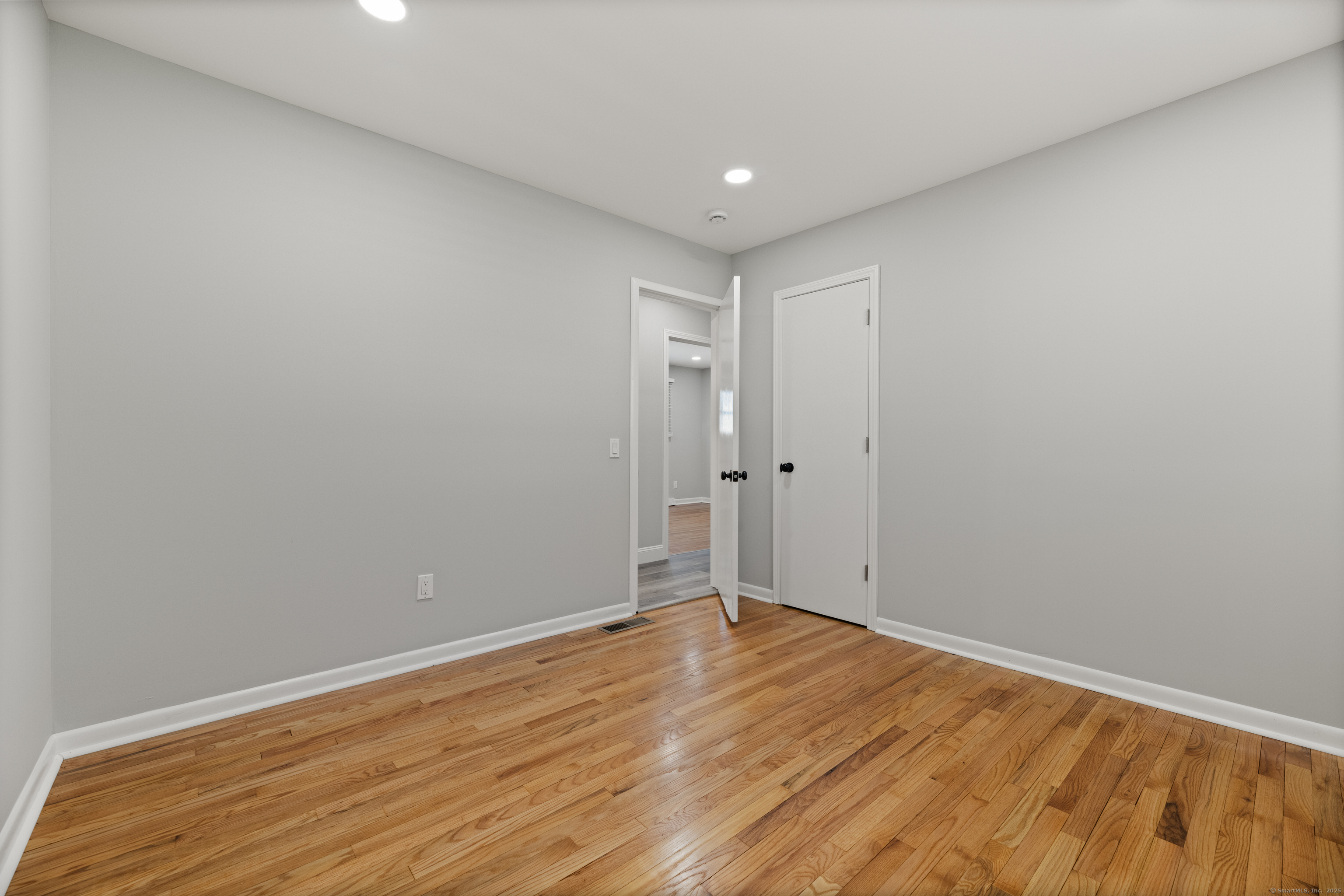 35 Wilson Road, Wolcott, Connecticut image 23