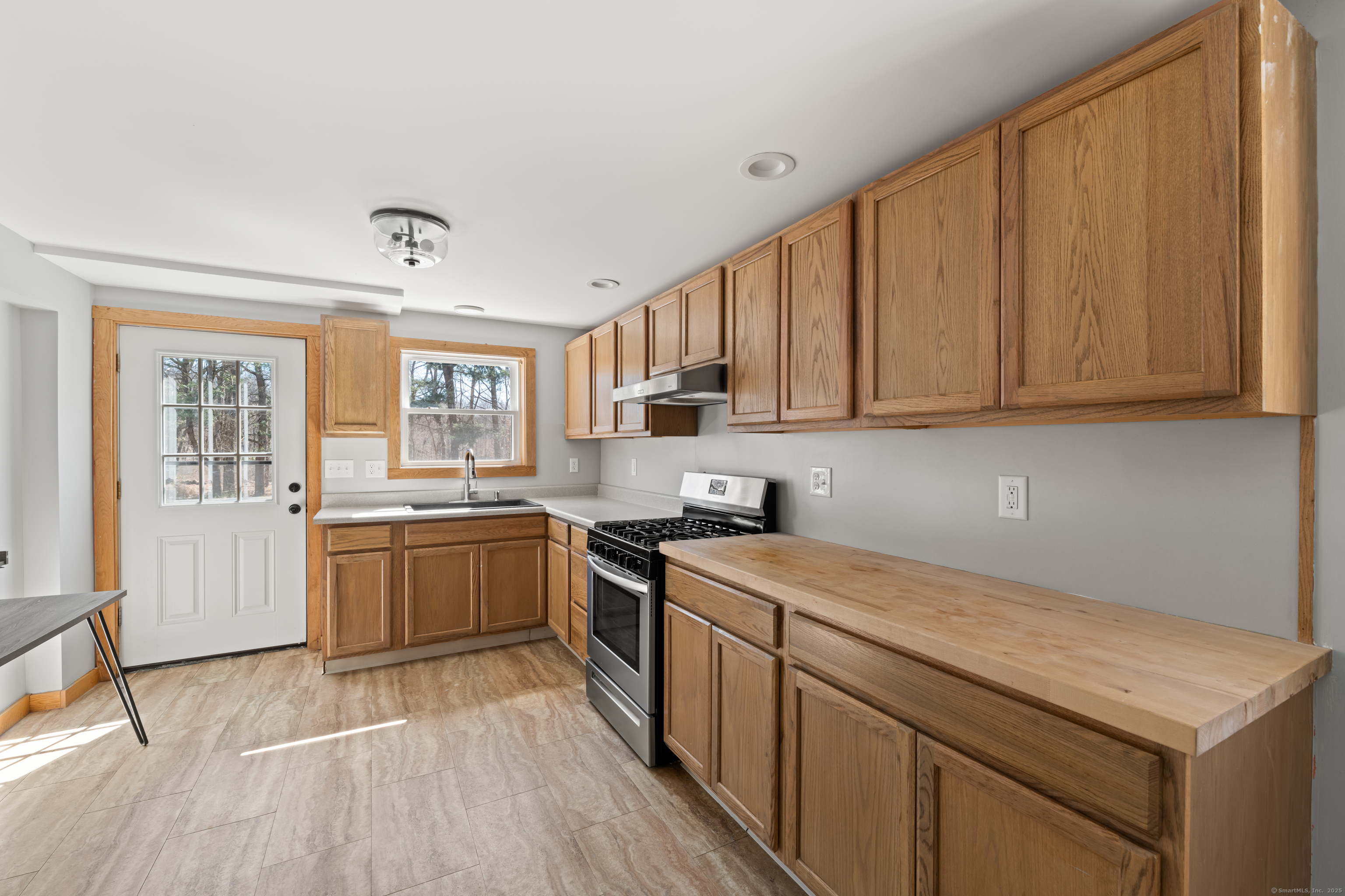 35 Wilson Road, Wolcott, Connecticut image 31