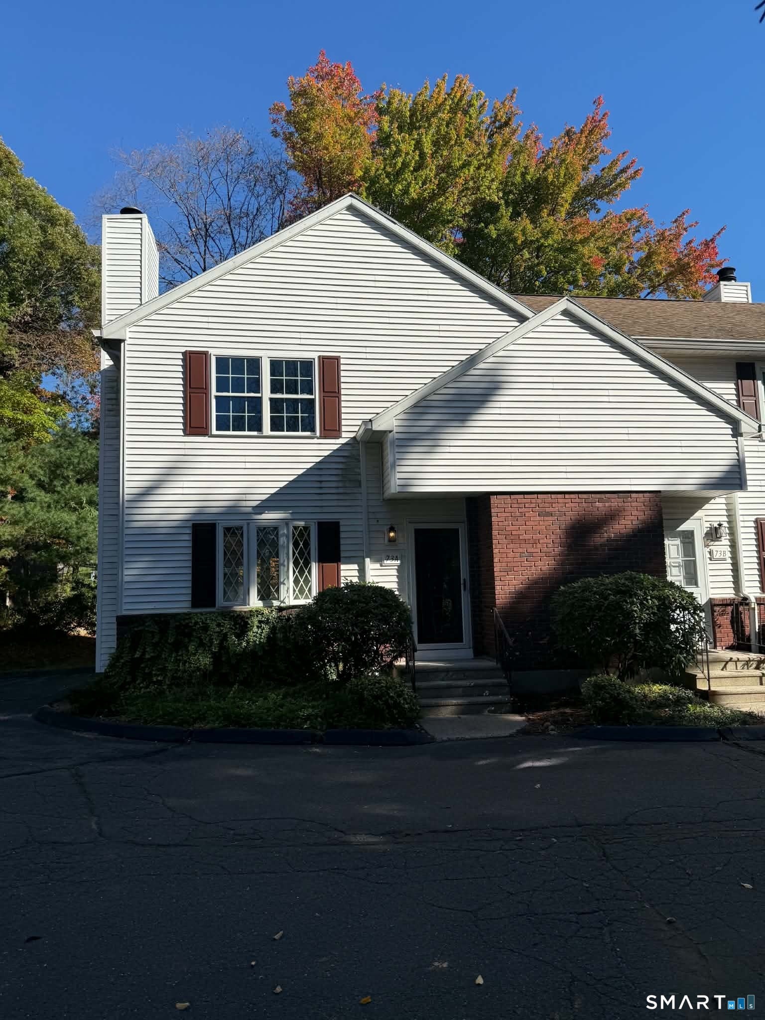 73 Rita Drive A