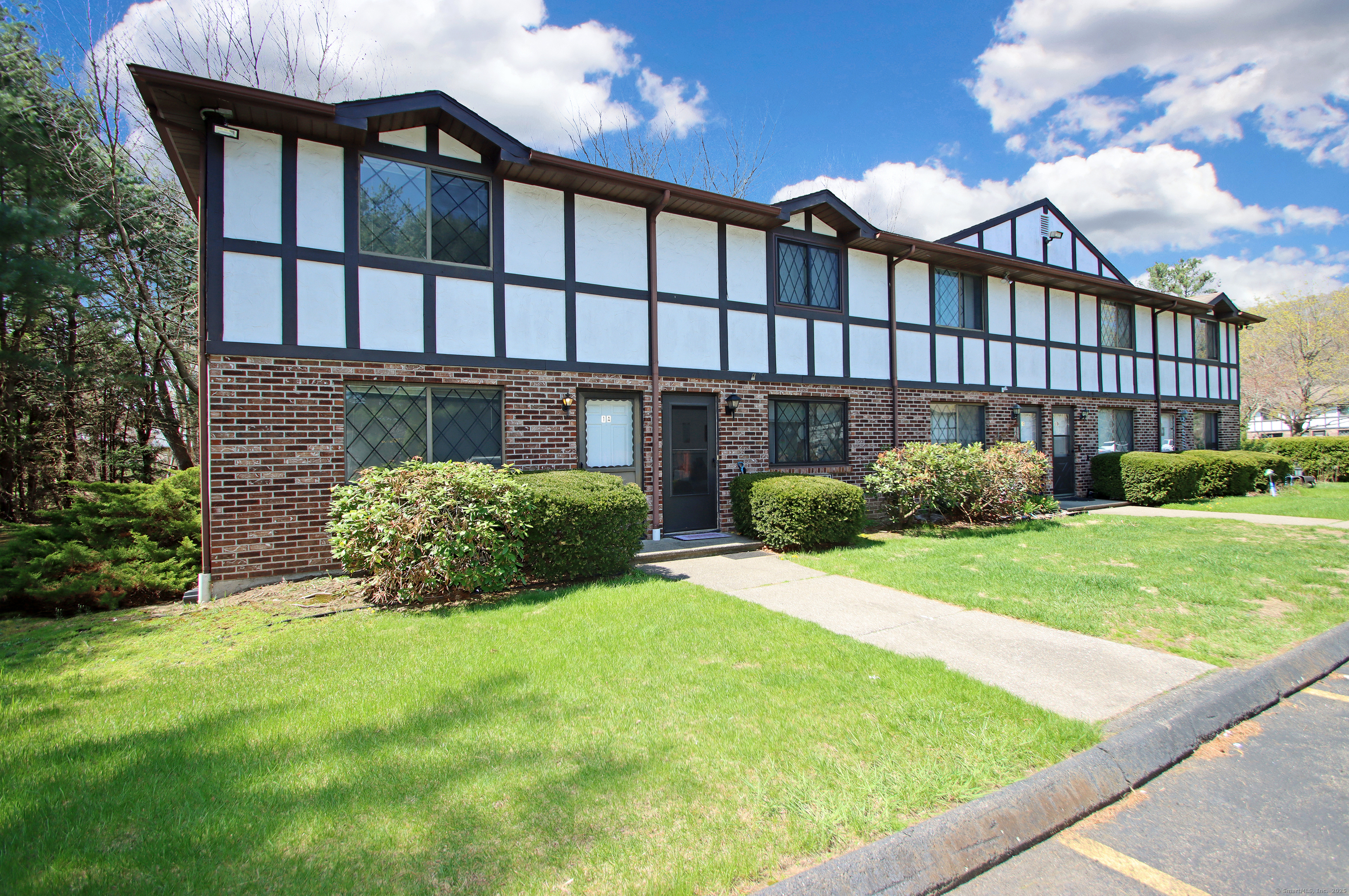 2 Branch Road #APT 1A, Thomaston, Connecticut image 3