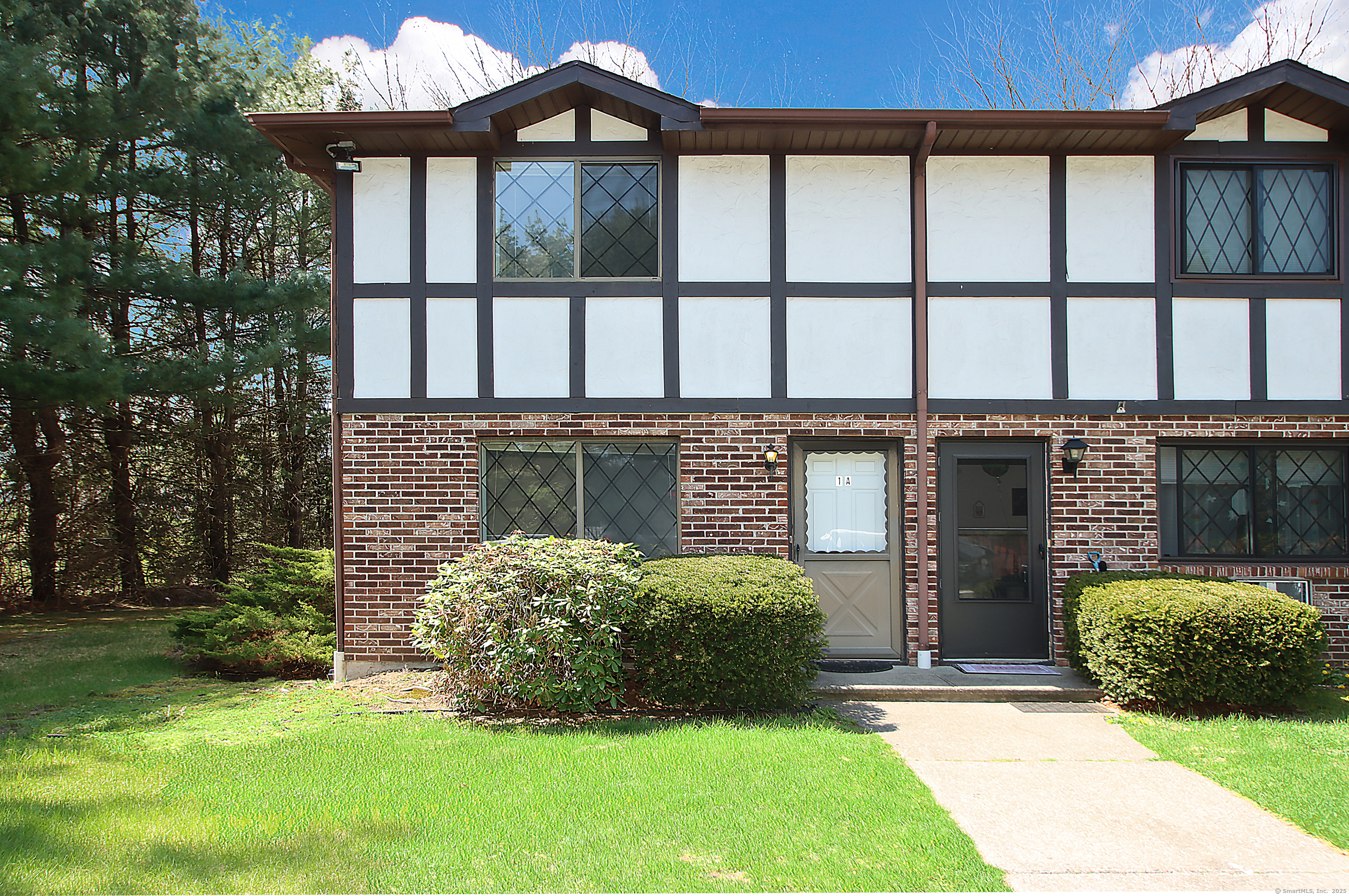 2 Branch Road #APT 1A, Thomaston, Connecticut image 1