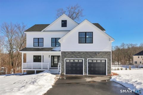 15 Martins Manor Manchester CT 06040