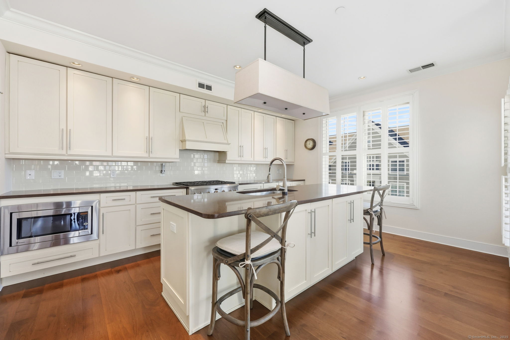 77 Havemeyer Lane 420