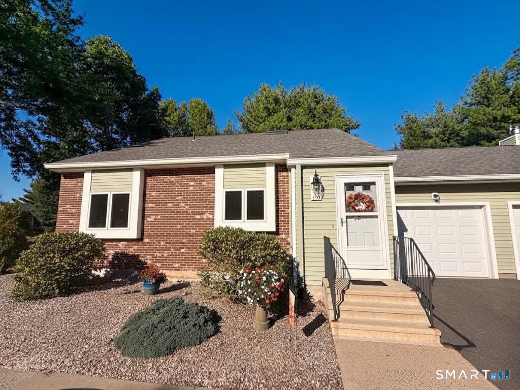 301 Sand Stone Drive 301
